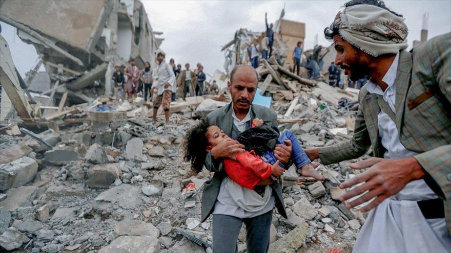 Destrucciones causadas por un ataque saudí contra Saná, la capital yemení. (Foto: Reuters)