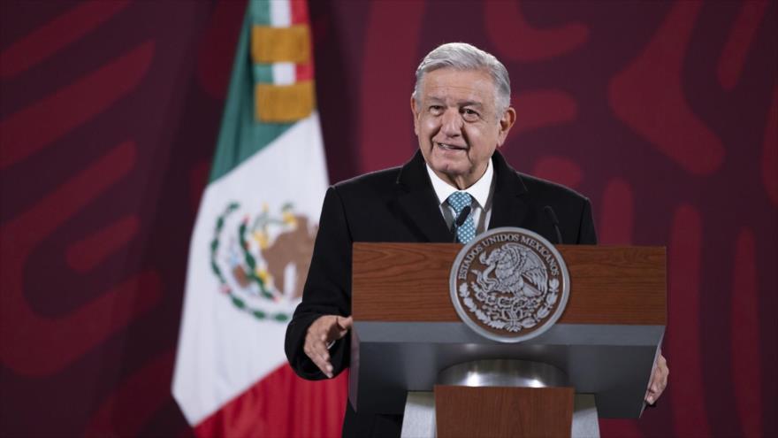 AMLO insiste en “pausa” en lazos con España por falta de respeto