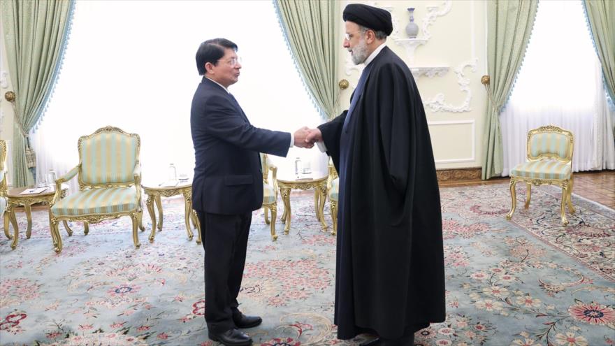 Presidente iraní, Ebrahim Raisi (dcha.), y el canciller de Nicaragua, Denis Moncada, Teherán, 18 de diciembre de 2022. (Foto: President.ir)