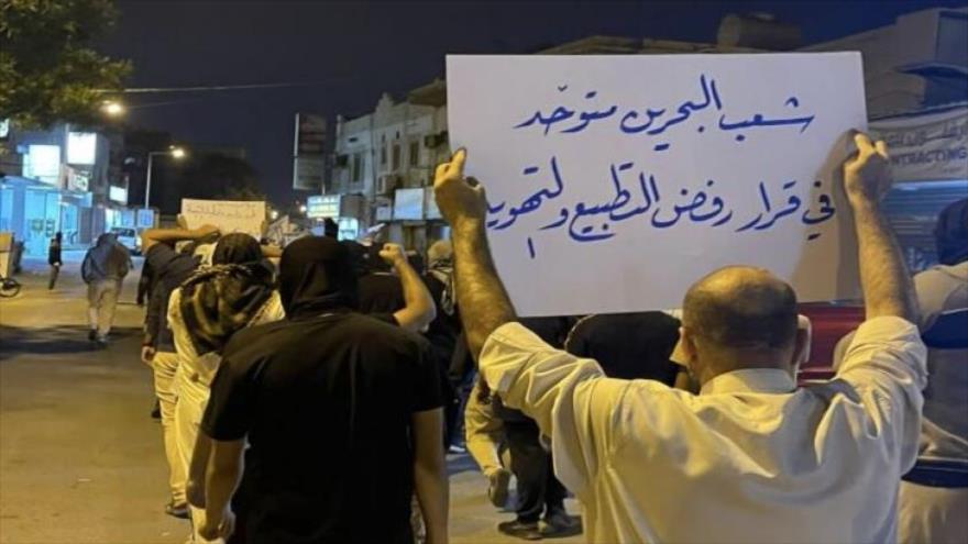 Vídeo: Resuena en Baréin grito de rechazo a normalizaciones con Israel