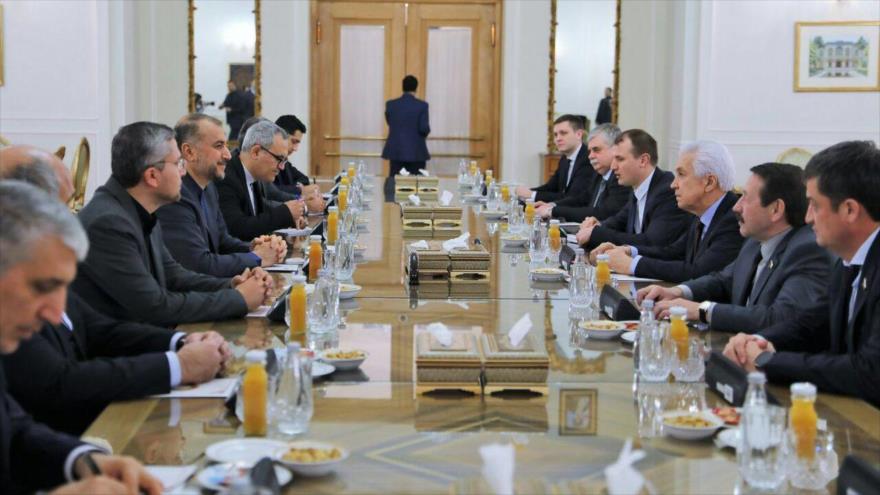Irán y Rusia abogan por aumentar cooperación en sector privado | HISPANTV