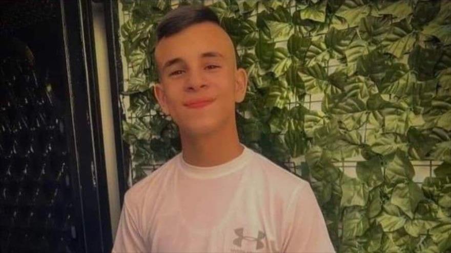 El adolescente palestino Adam Ayad de 15 años, asesinado a tiros por el ejército israelí en el campo de refugiados de Dheisha, Cisjordania.