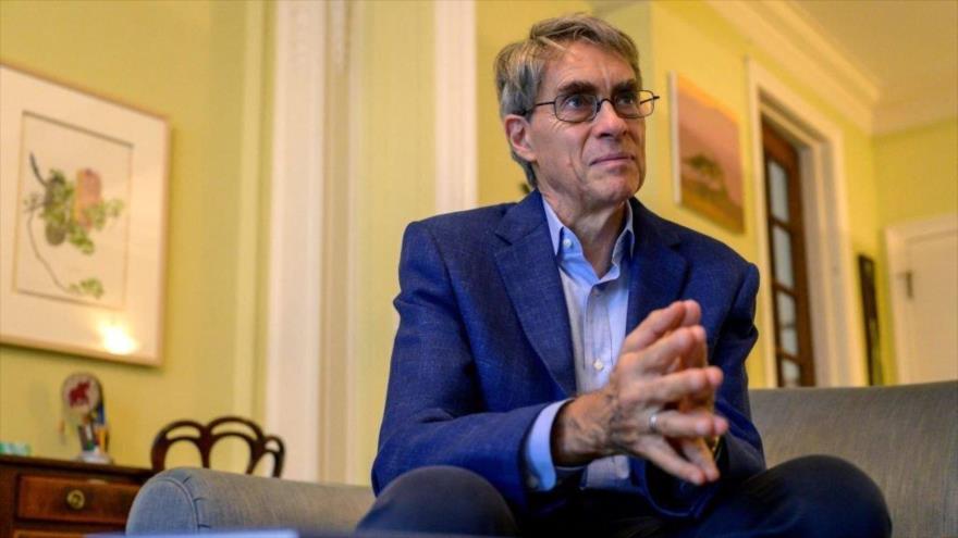 El defensor de los derechos humanos Kenneth Roth en una entrevista con AFP, Nueva York, 24 de agosto de 2022. (Foto: AFP)