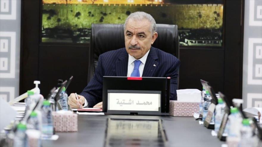 El primer ministro de Palestina, Muhamad Shtayyeh, durante una reunión del gabinete en Ramalá, Cisjordania, 9 de enero de 2023. (Foto: Getty Images) 