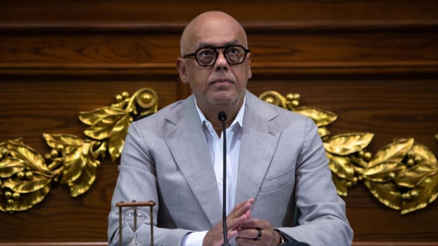 Gobierno venezolano llama a oposición a respetar y cumplir pactos