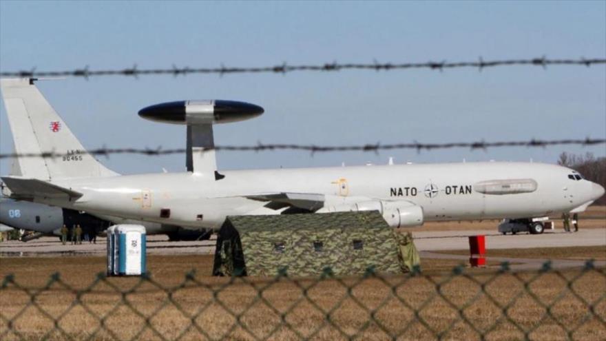 Avión de vigilancia AWACS (Sistema Aerotransportado de Alerta y Control) de la Organización del Tratado del Atlántico Norte (OTAN). 