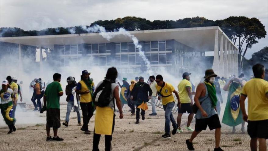 ‘Intento de golpe en Brasil es promovido por derecha en la región’ | HISPANTV