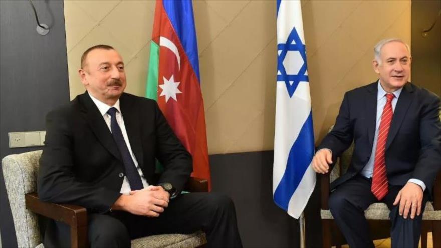 El presidente de Azerbaiyán, Ilham Aliyev (izda.), en una reunión con el primer ministro de Israel, Benjamín Netanyahu.