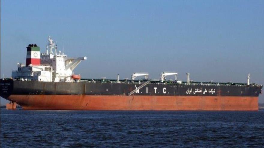 Un buque cargado con crudo iraní, perteneciente a la Compañía Nacional de Petróleo de Irán.