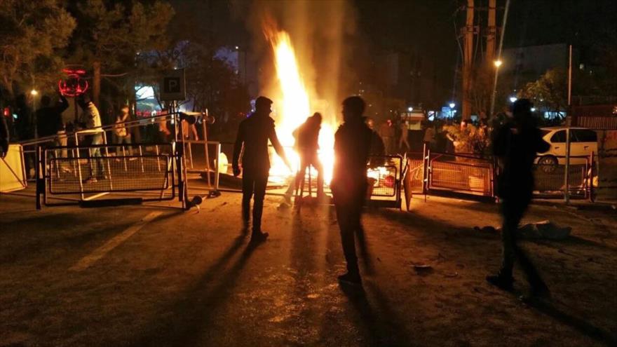 Disturbios en una calle en la provincia de Lorestán, centro-oeste de Irán, 30 de diciembre de 2022.