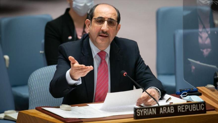 El embajador de Siria ante las Naciones Unidas, Basam al-Sabaq, durante una sesión del organismo. 
