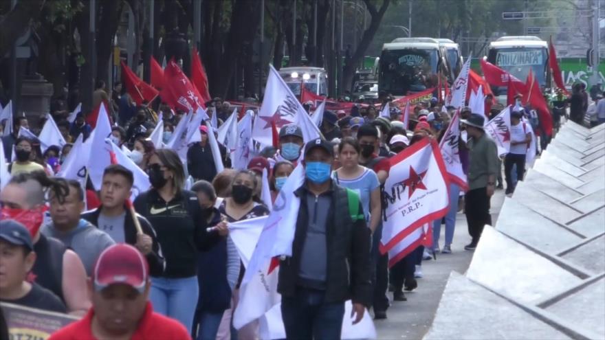 100 meses, sin respuestas claras sobre Ayotzinapa