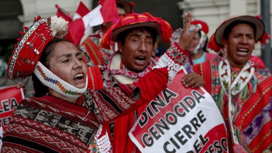 ‘Peruanos no buscan una elección sino un cambio constitucional’ | HISPANTV