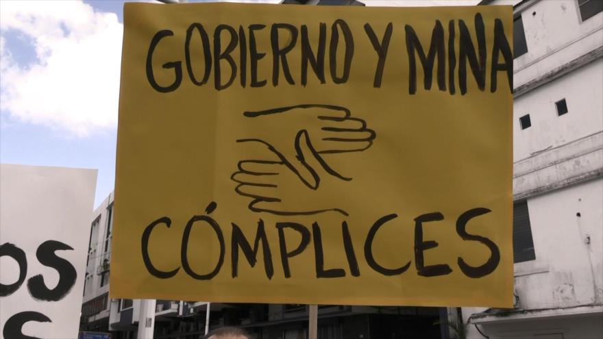 Denuncian a ministros panameños en medio del conflicto minero