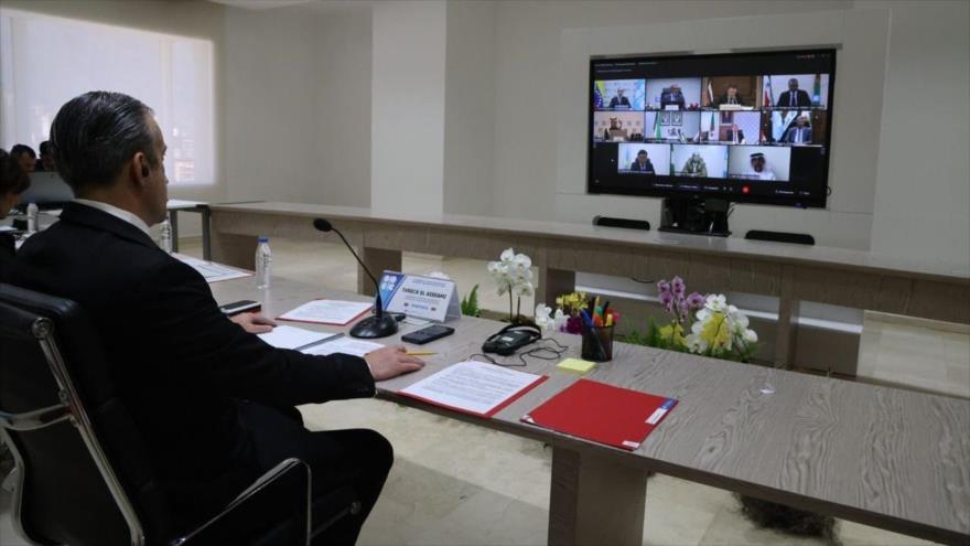 El ministro de Petróleo de Venezuela, Tareck El Aissami, en una reunión virtual del Comité Ministerial de Monitoreo Conjunto (JMMC) de la OPEP+, 1 de febrero de 2023.