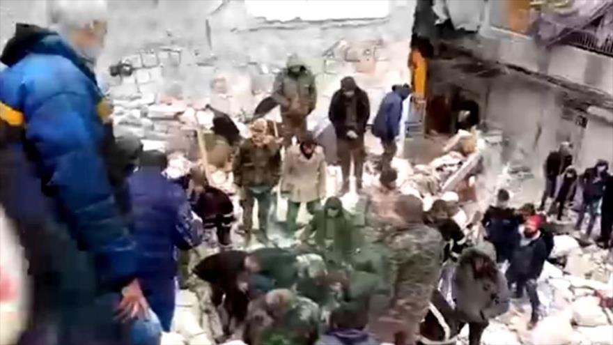 Así grupos de Resistencia ayudan a afectados del terremoto en Siria