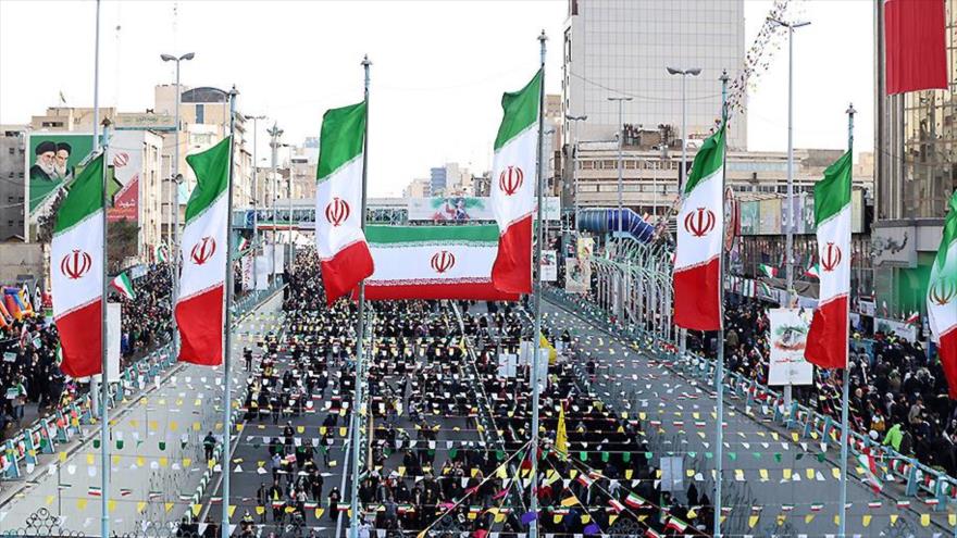 Iraníes festejan 44.º aniversario de su Revolución Islámica, Teherán, 11 de febrero de 2023. (Foto: IRIBNEWS)