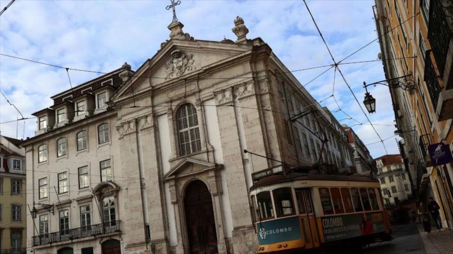 Una iglesia católica en Lisboa, Portugal, 13 de febrero de 2023. (Foto: Reuters)
