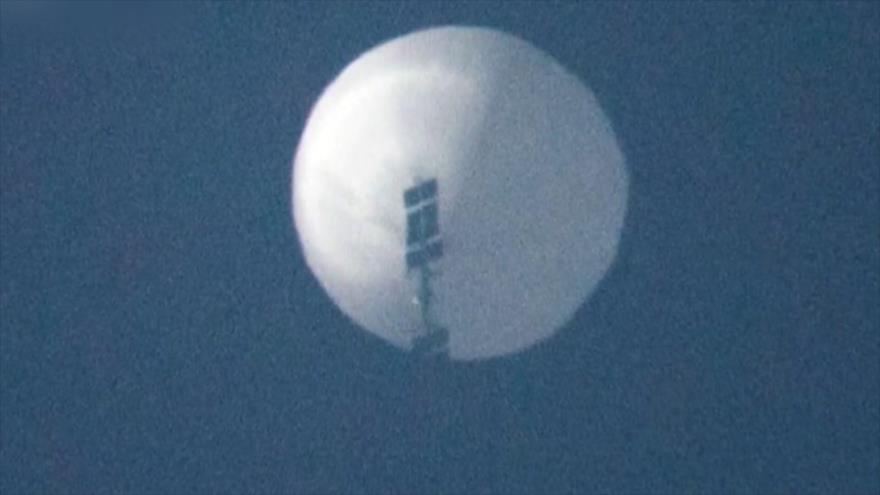 Globos y ovnis para ocultar corrupción en sistema de EEUU