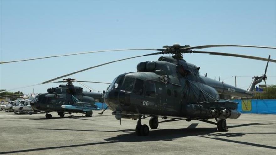 Los helicópteros de la Fuerza Naval del Cuerpo de Guardianes de Irán, equipados con misiles de crucero antibuque y lanzador de cohetes.