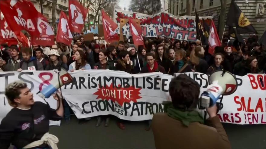 Siguen las protestas contra reformas de Macron en Francia