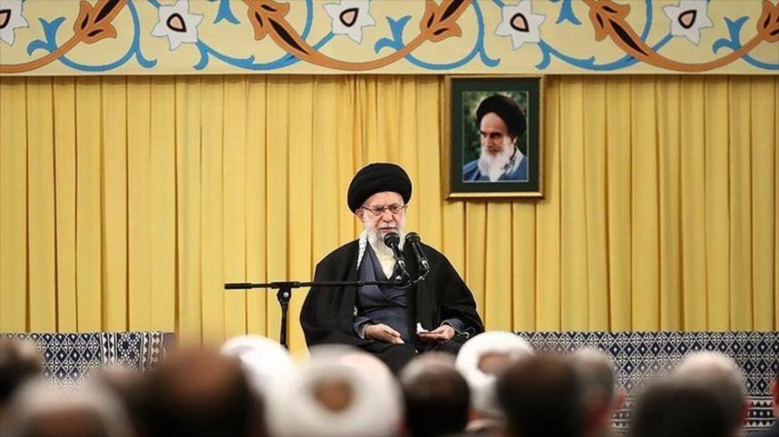 Líder: Irán ayudará a la nación palestina en todo lo que pueda