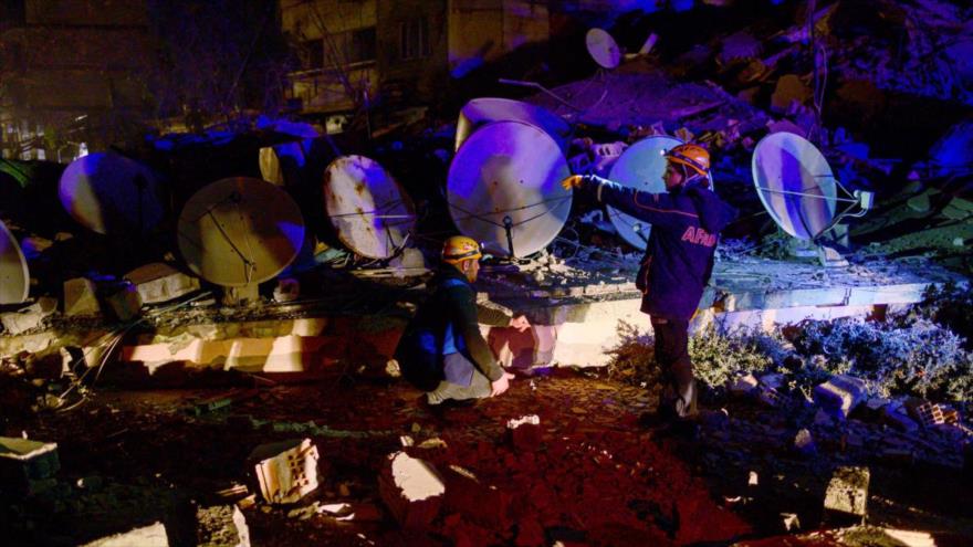 Labores de búsqueda tras el nuevo terremoto en la provincia de Hatay, el sur de Turquía, 20 de febrero de 2023. (Foto: AFP)