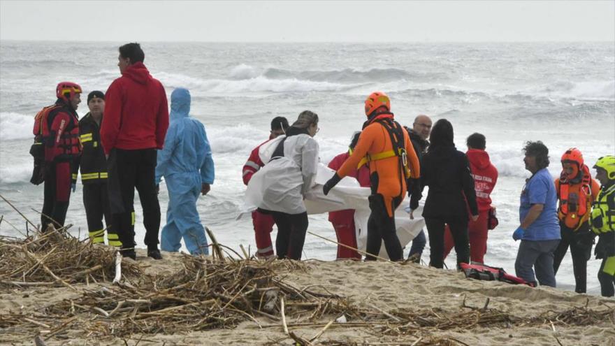 Decenas de muertos por tragedia migratoria frente a costa sur de Italia