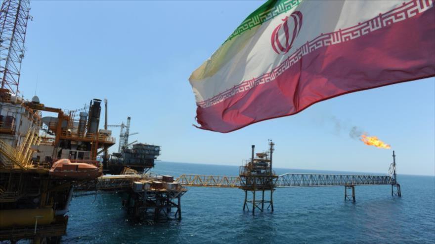 Instalaciones petrolíferas de Irán en el sur del país.