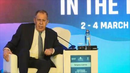Lavrov: Rusia se orientará hacia socios confiables como China y La India