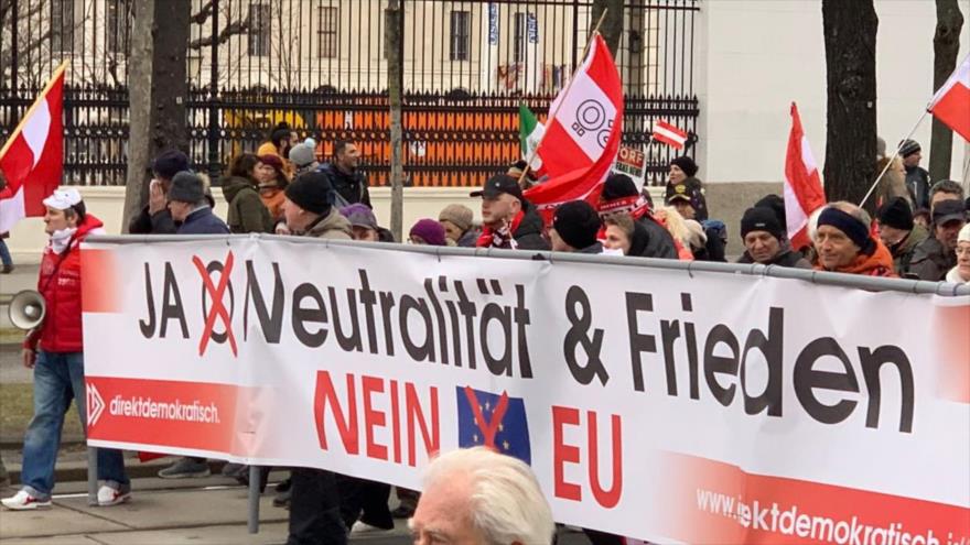 Austriacos urgen la salida de su país de la Unión Europea | HISPANTV