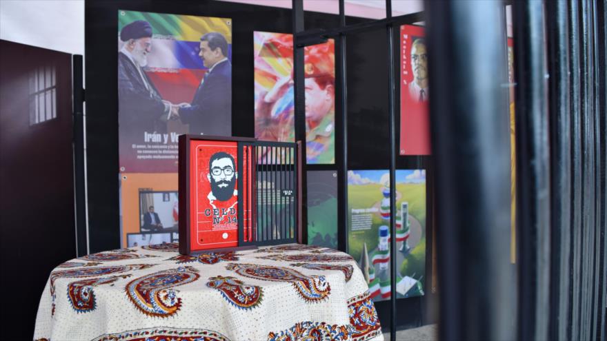 Se presenta en Caracas el libro de memorias del Líder de Irán
