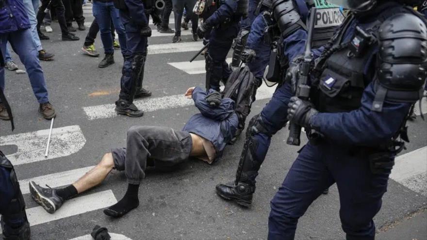 La Policía antidisturbios francesa reprime a los manifestantes, París, 1 de mayo de 2019. (Foto: Reuters)