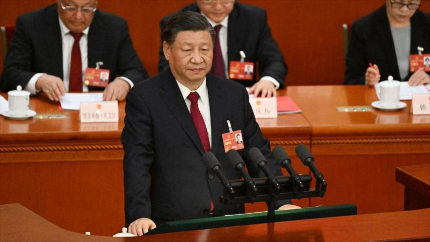El presidente chino, Xi Jinping, pronuncia el primer discurso de su tercer mandato como presidente en la Asamblea Popular Nacional, Pekín, 13 de marzo de 2023.
