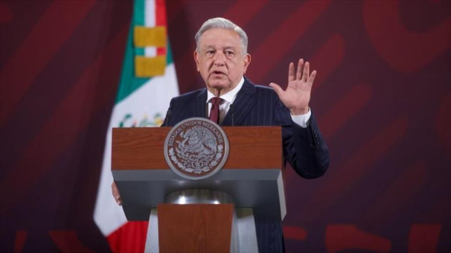 El presidente de México, Andrés Manuel López Obrador, durante una conferencia de prensa en el Palacio Nacional, 10 de marzo de 2023.