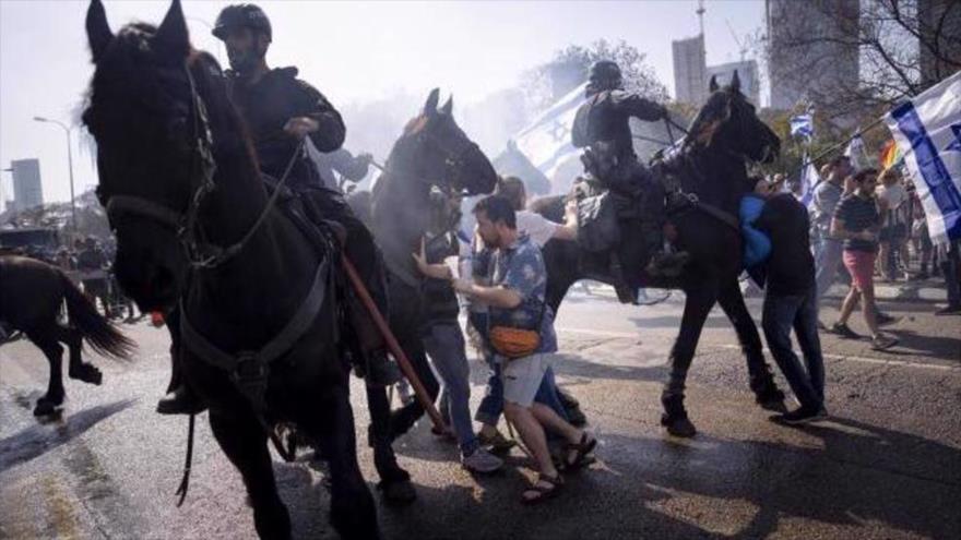 Manifestaciones israelíes bloquean una autopista en nuevas protestas | HISPANTV