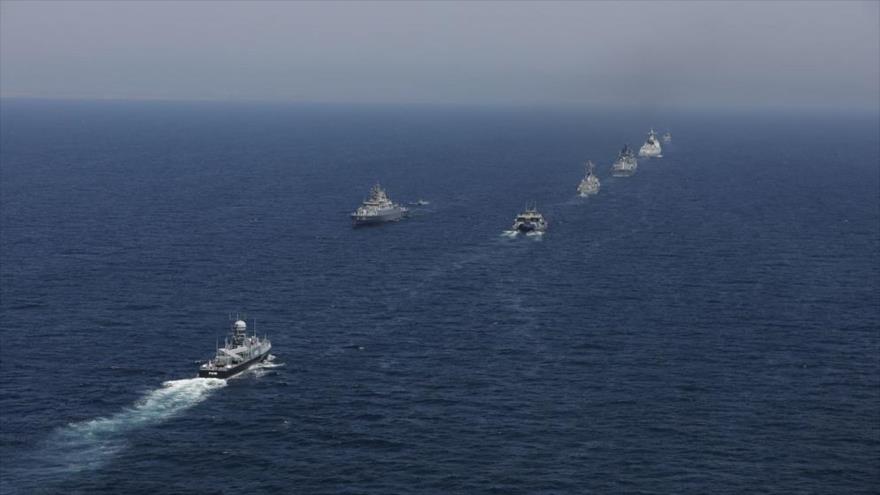 Desfile de buques de la Armada de Irán, China y Rusia durante los ejercicios conjuntos en el norte del océano Índico, 18 de marzo de 2023.