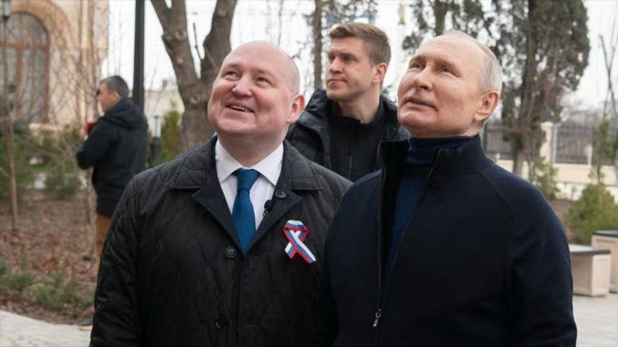 Putin reta a Kiev y visita Crimea en 9.º aniversario de su anexión | HISPANTV