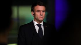 Cae aprobación de Macron mientras Francia se ahoga en protestas