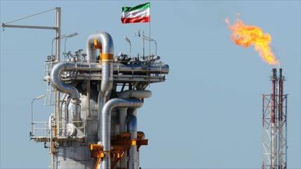 Exportaciones de petróleo de Irán siguieron aumentando en febrero
