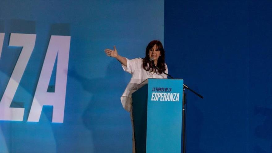 La expresidenta argentina Cristina Fernández de Kirchner en un mitin en Buenos Aires, 4 de noviembre de 2022.