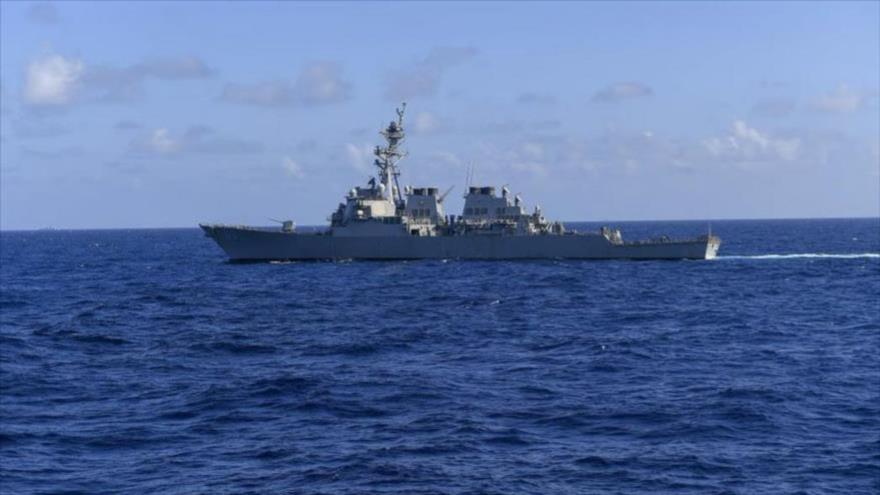 Destructor estadounidense de misiles guiados USS Milius en el mar de la China Meridional.