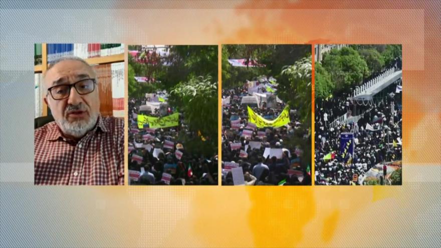 Imam Jomeini (P) lanzó la idea de luchar contra apartheid israelí