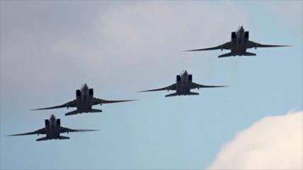 Bombarderos Tu-22M3 de Rusia sobrevuelan mares de Japón y Ojotsk