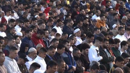 Gazatíes decididos a luchar contra ocupación celebran Eid al-Fitr