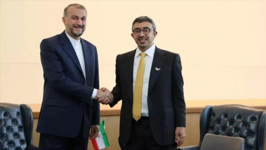 Irán y Emiratos abogan por impulsar la cooperación bilateral | HISPANTV