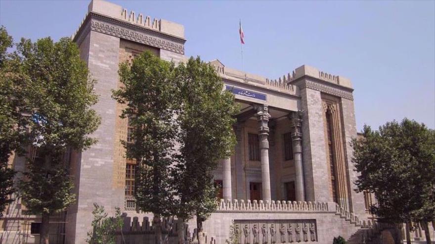 Edificio del Ministerio de Asuntos Exteriores de Irán, Teherán. 