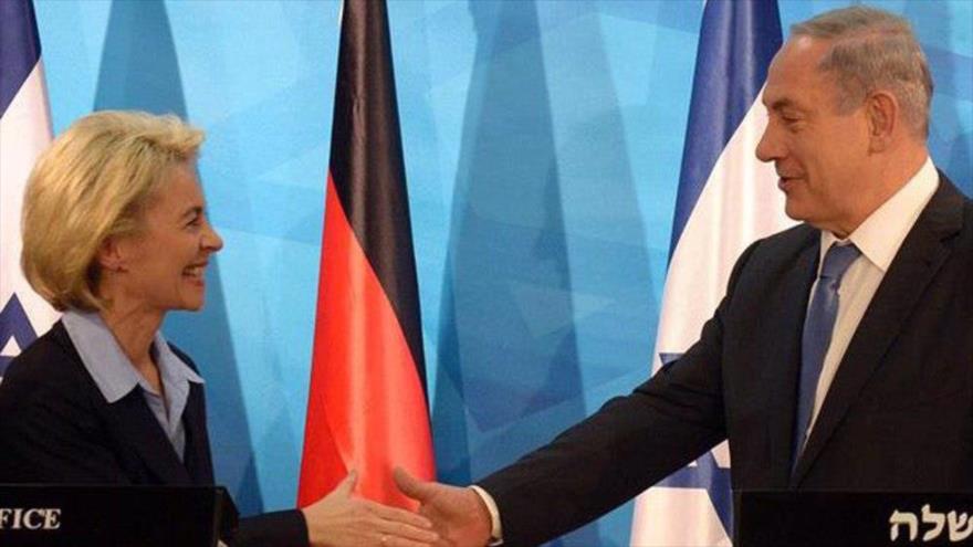 Primer ministro israelí, Benjamin Netanyahu, y la entonces ministra de Defensa alemana, Ursula von der Leyen. 12 de mayo de 2015.