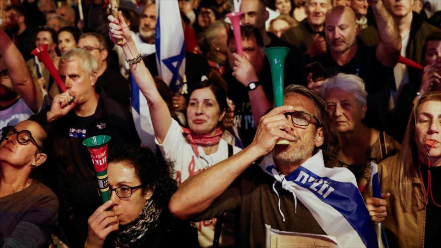 Manifestantes bloquean calles en Tel Aviv; juran seguir protestas | HISPANTV