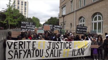 Manifestantes franceses protestan contra la violencia policial